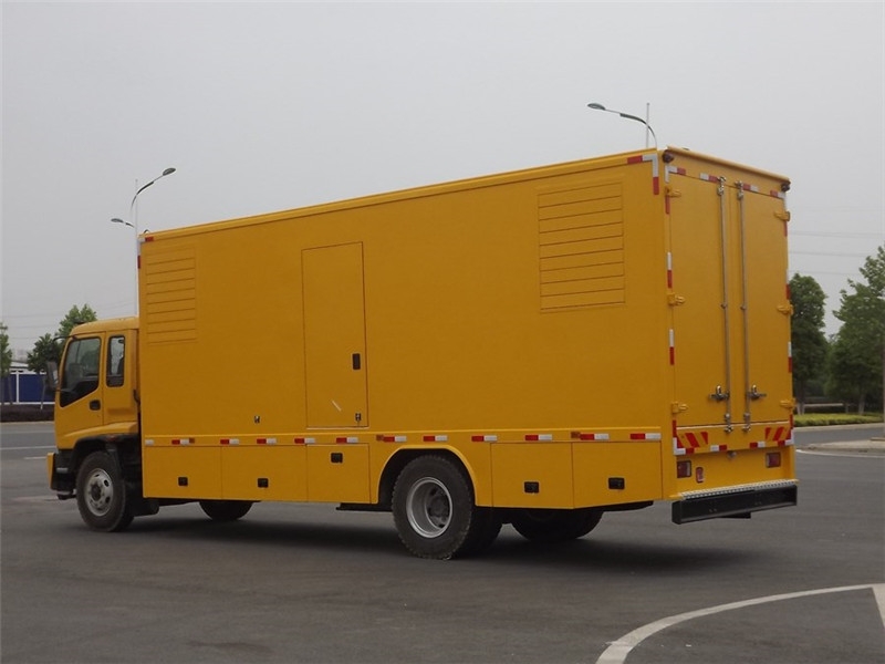 云城发电车出租- 柴油发电机油箱怎么清洗