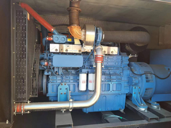 云城柴油发电机组一般有几种电压输出？