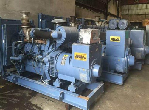 云城柴油发电机如何测试电流大小？