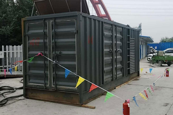 云城发电机租赁空气滤清器多久更换一次？