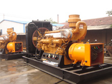 云城发电机组的频率规格是如何确定的？