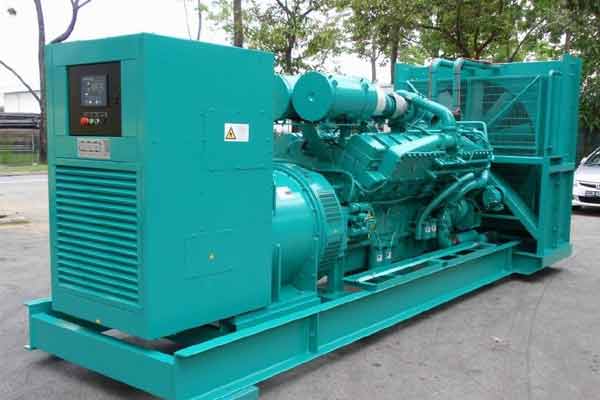 云城柴油发电机组电压不稳定怎样维修？