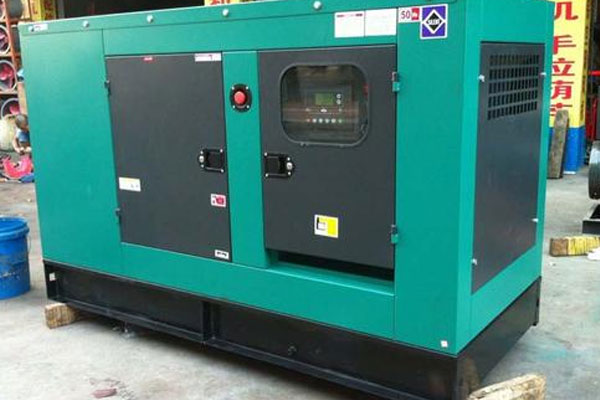 云城如何检查机油的使用时间？