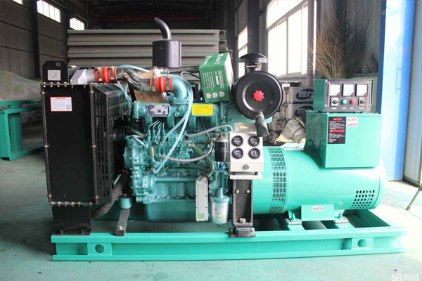 云城如何判断机油是否需要更换？