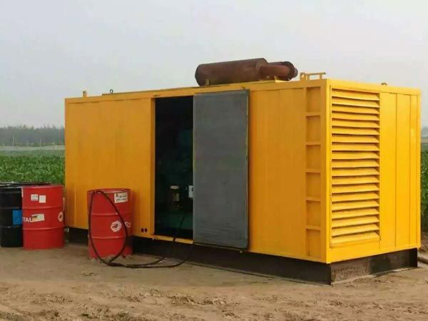 云城安装新的水冷式机油散热器密封件有哪些注意事项？